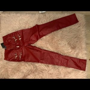 cute pants with zippers!!